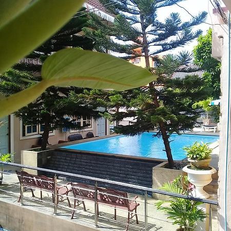 Ban Tyrol Otel Patong Dış mekan fotoğraf