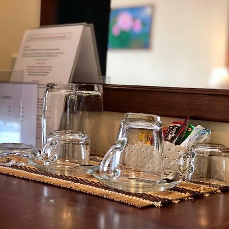 Ban Tyrol Otel Patong Dış mekan fotoğraf