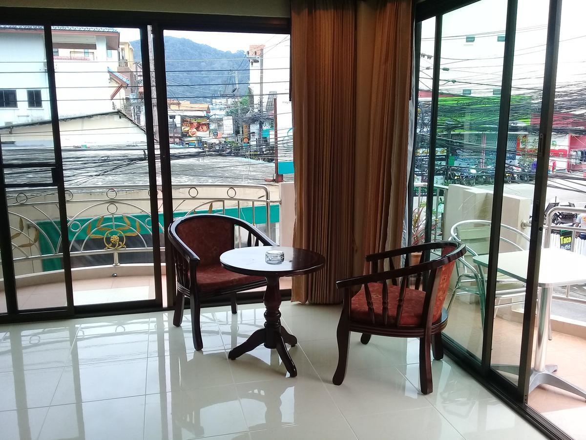 Ban Tyrol Otel Patong Dış mekan fotoğraf